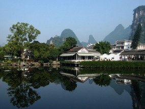 【钻石桂林】广西桂林+大漓江风光+银子岩+古东瀑布双飞4日游