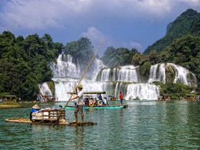 【神秘越南+全景广西】越南下龙湾+天堂岛+河内+广西德天大瀑布+通灵大峡谷+巴马百鸟岩+百魔洞+北海10日游（南京直飞+含签证费+无小费+无强制购物+无强制自费+赠送天堂岛+月亮湖+迷宫线路+巡洲岛风